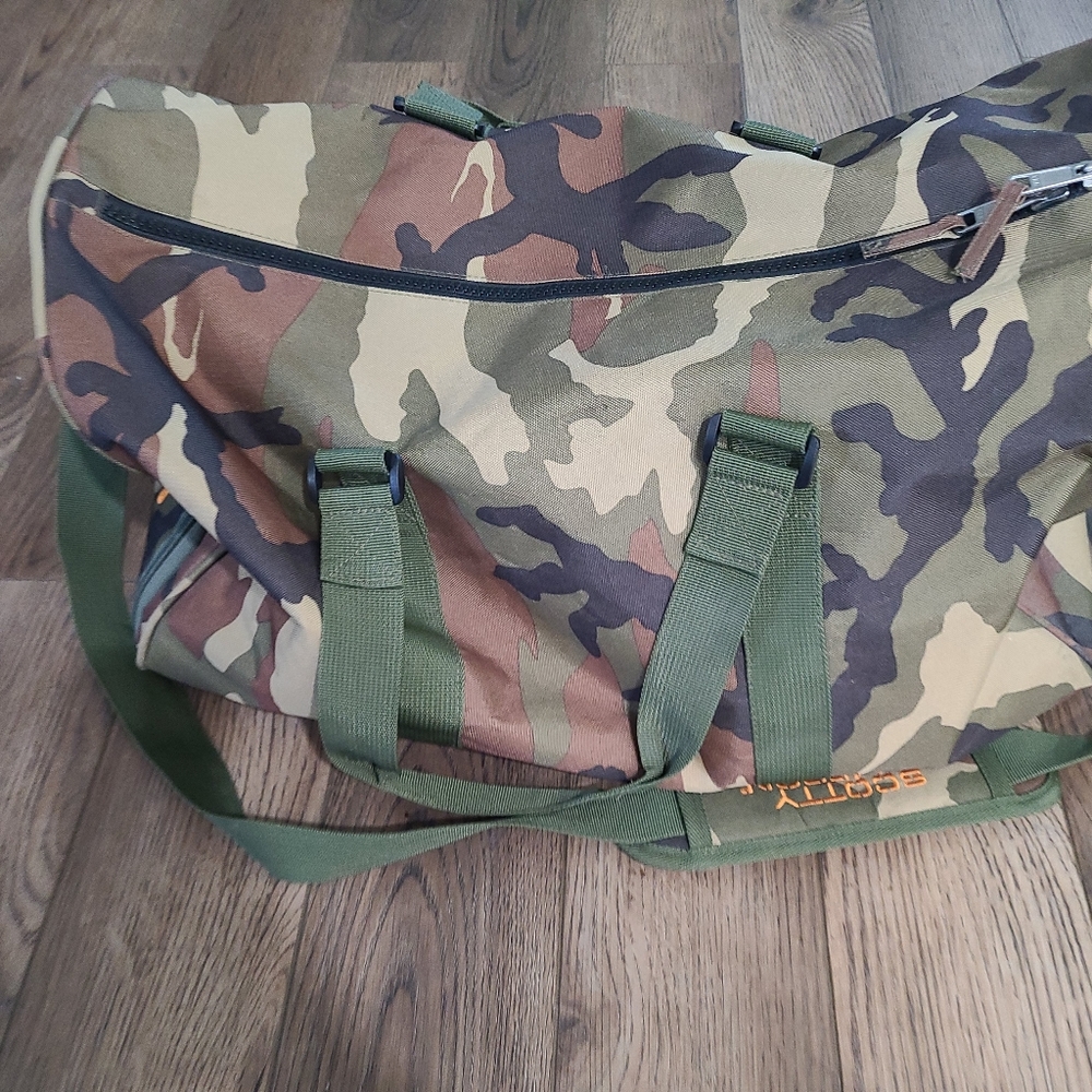 Peter Millar  Camouflage Duffle Bag